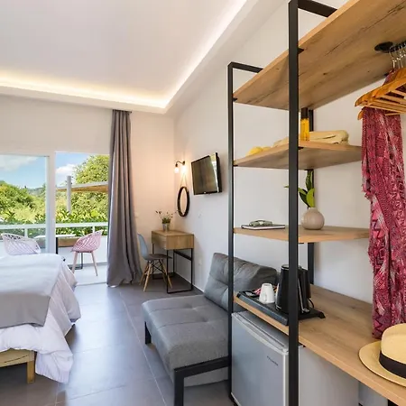 La Maison Corfu - Adults Only Ýpsos