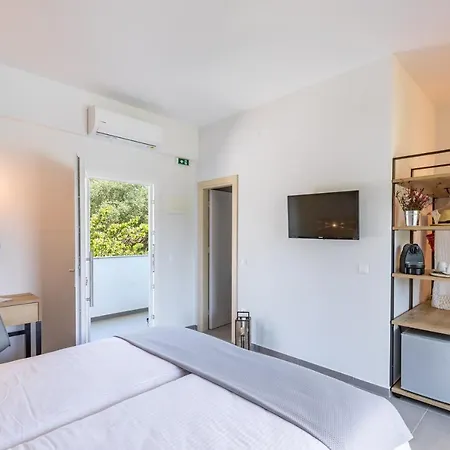 호텔 La Maison Corfu - Adults Only