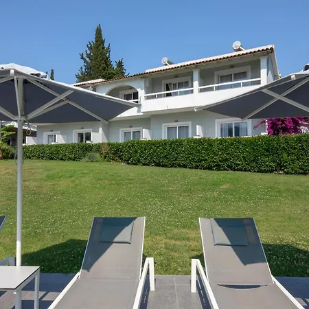 호텔 La Maison Corfu - Adults Only 3*