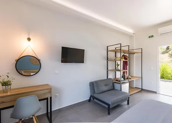 La Maison Corfu - Adults Only Ýpsos